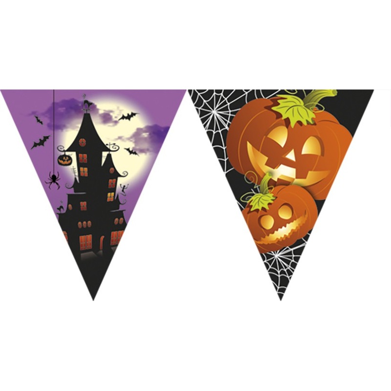 Scary villa Halloween pennant chain 2.3m