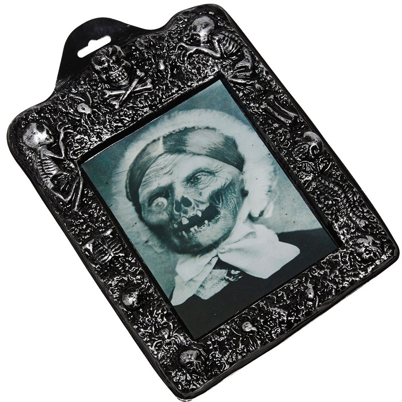 Horror picture half-dead woman 21x26cm