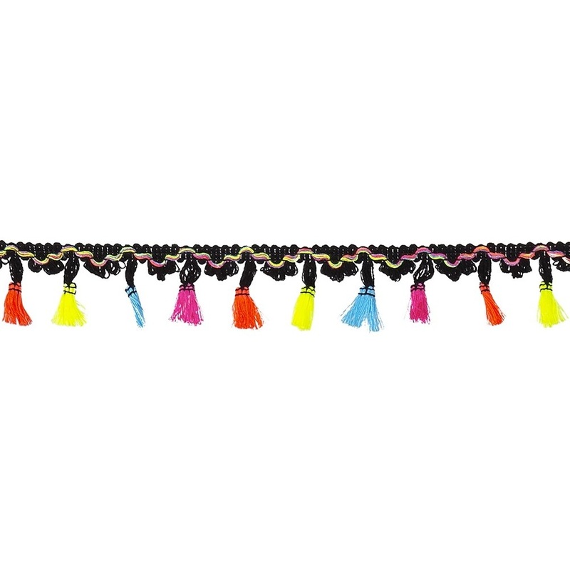 Llama circus tassel garland 2m