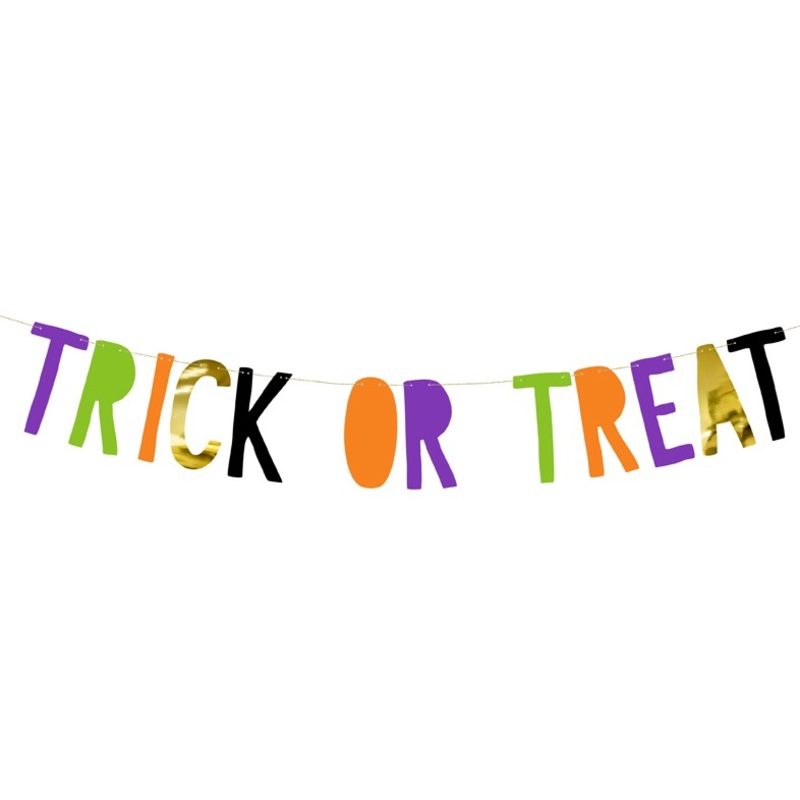 Witch house Trick or Treat garland 1m