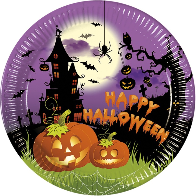8 Scary Villa Halloween paper plates 23cm
