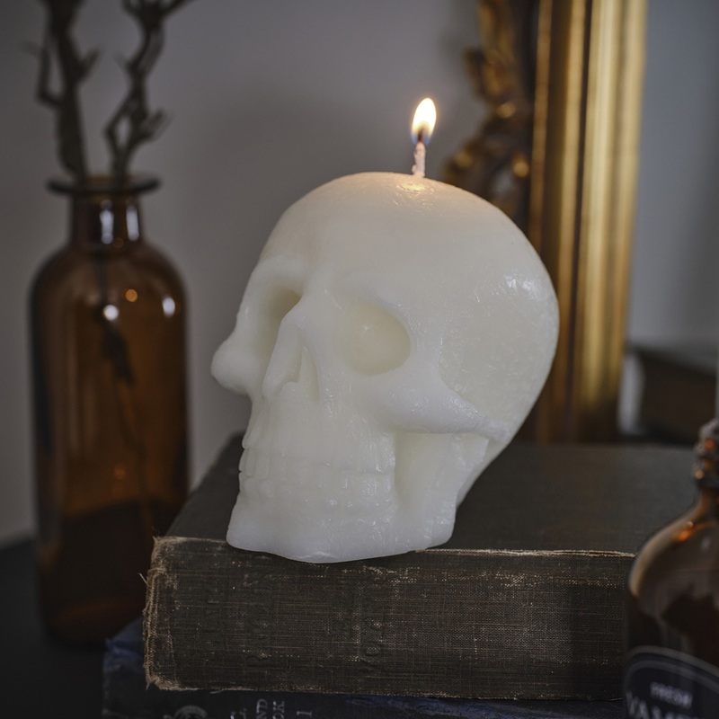 White skull candle