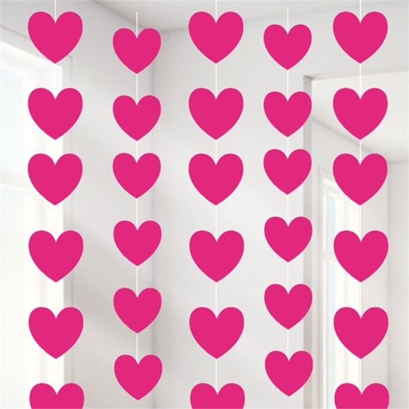 6 pink Valentine's Day hearts hanger 2.1m