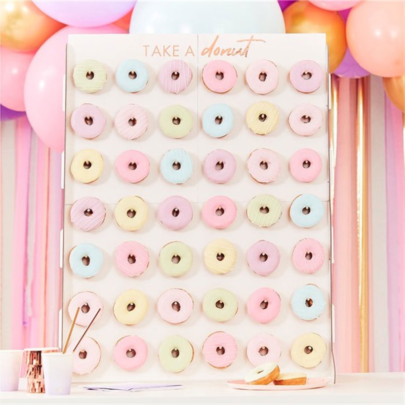 Donut wall 64cm x 84cm
