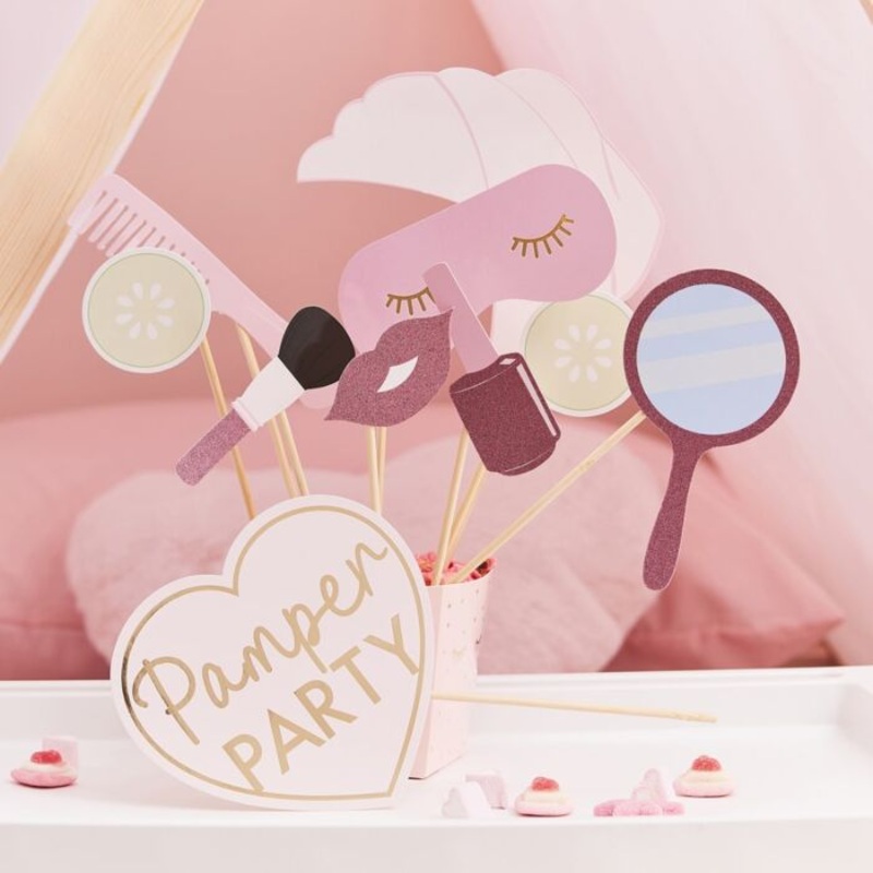 10 pamper party photo props