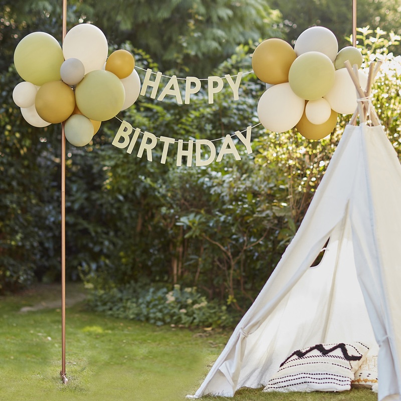 Jungle Breeze Balloon Garland