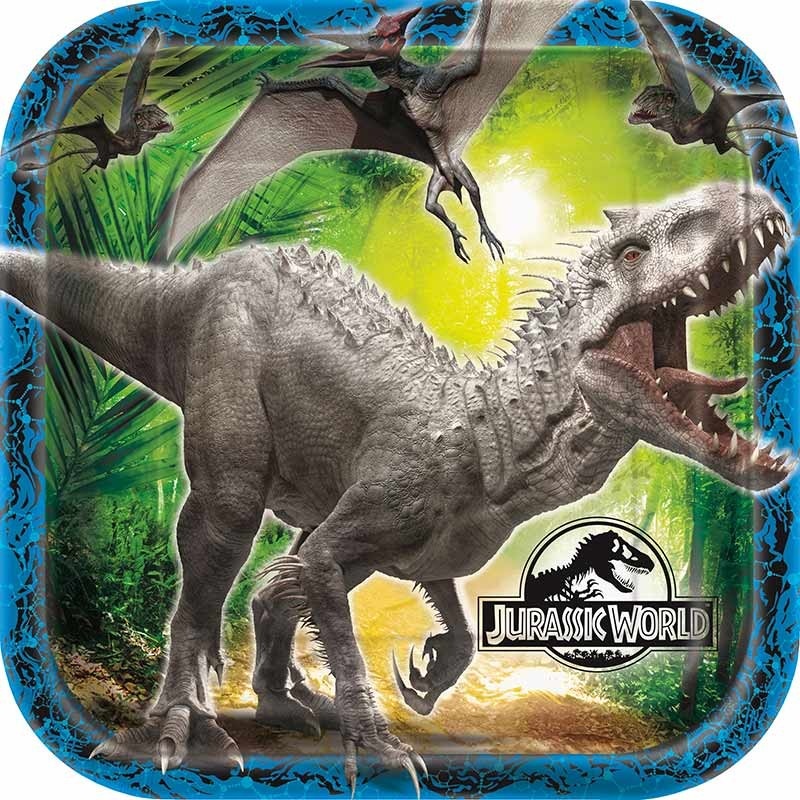 8 Jurassic World paper plates square 23cm