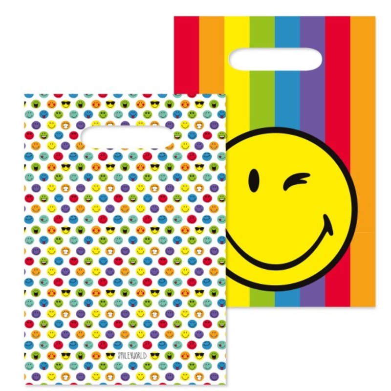 8 Smile the World gift bags
