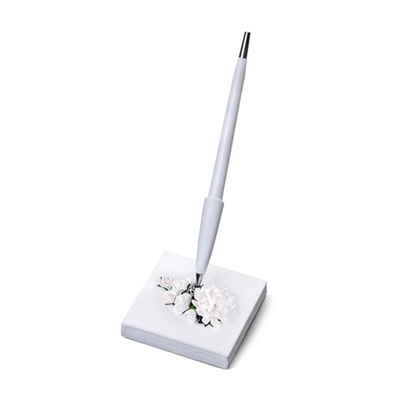 Holder and pen with romantic floral decoration