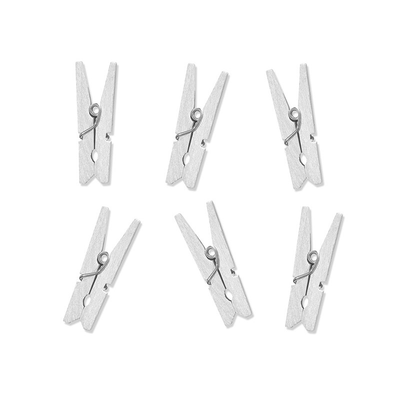 10 wooden clips in elegant white
