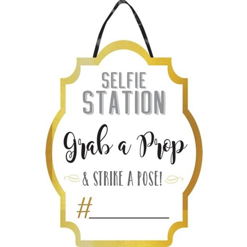 Selfie Station Sign 38 x 48cm