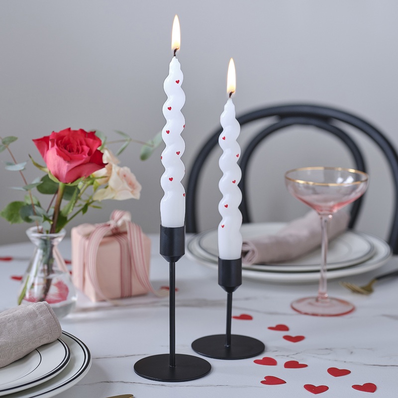2 candles that are a matter of the heart