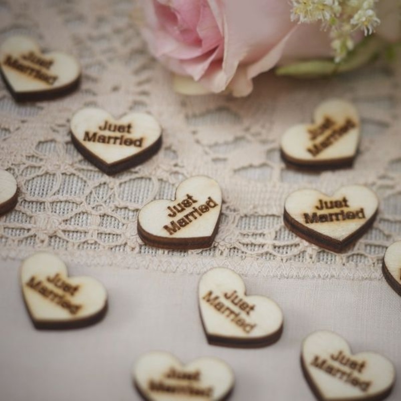 Wooden Just Married sprinkle decoration