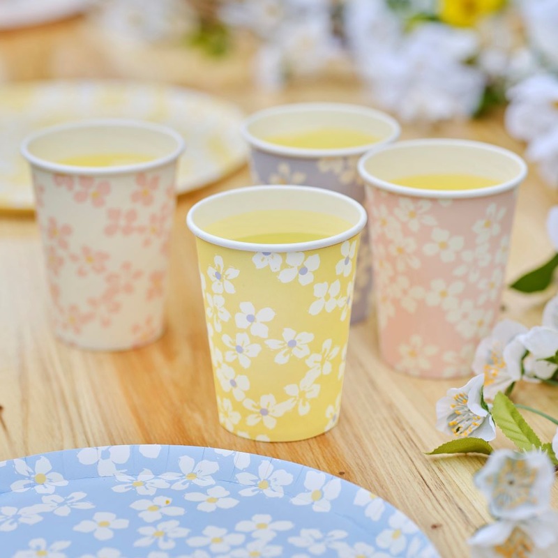 8 colorful summer meadow paper cups 250ml
