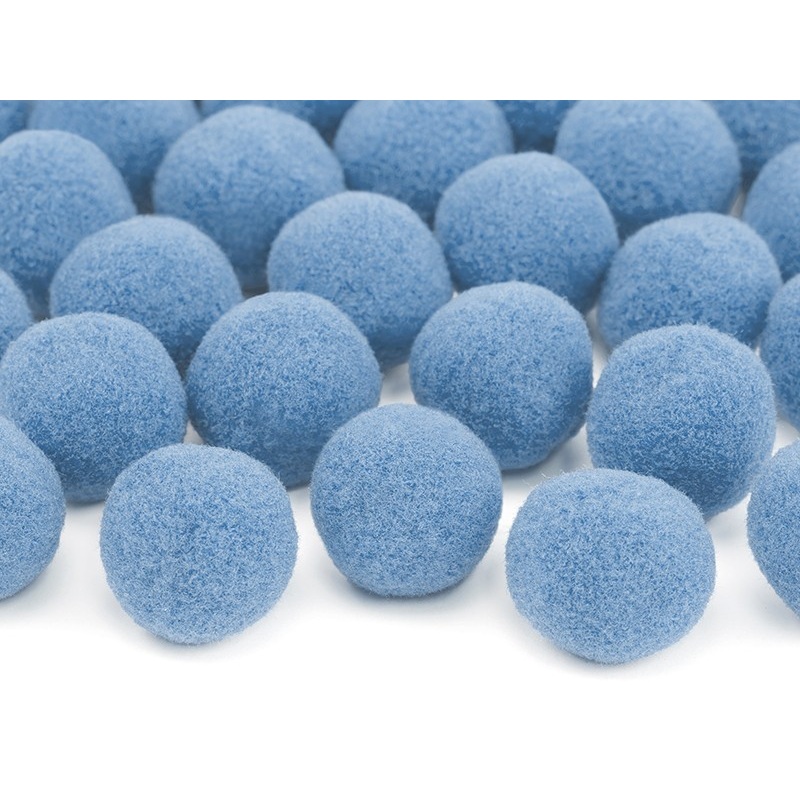 20 plush pompoms sky blue 2cm