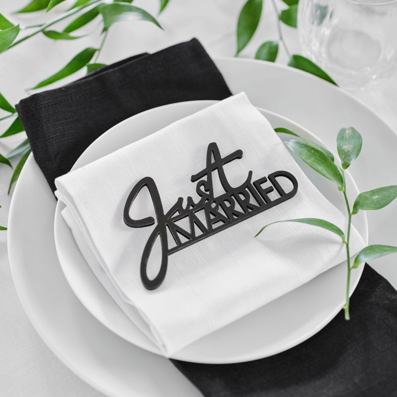 XX Just Married wood cutouts