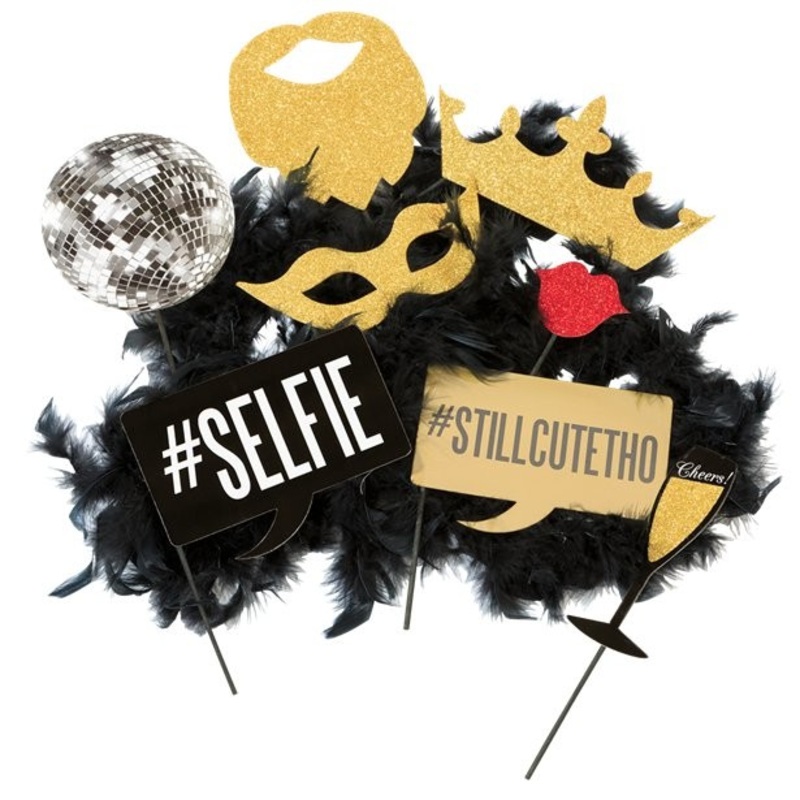 15 selfie queen photo props