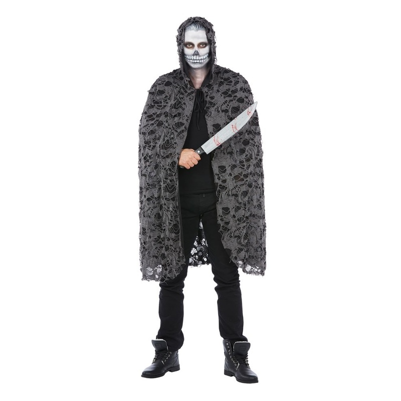Valefar Halloween cape with holes