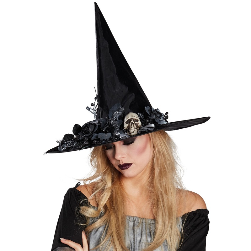 Witch hat with skull decoration in black