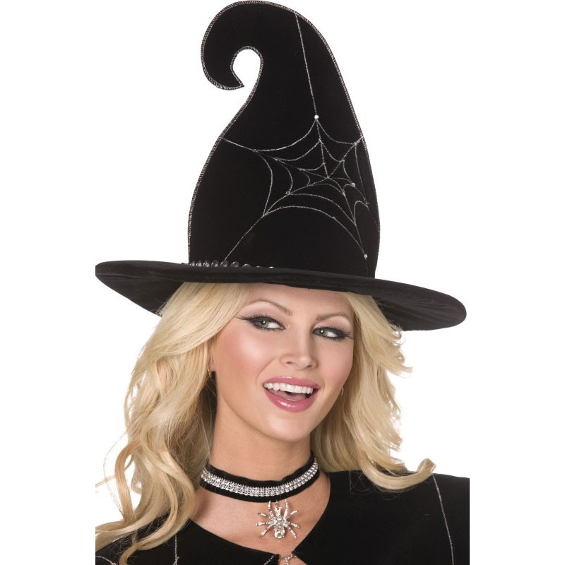Witches hat Saskia