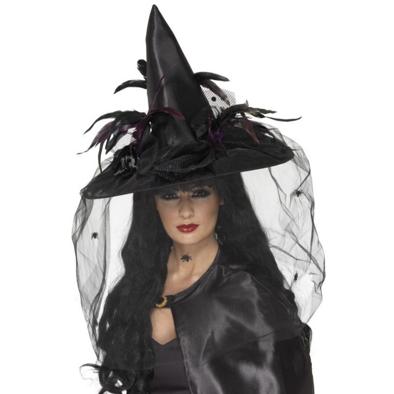 Sorceress hat with mesh ornament