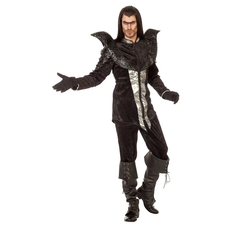 Black vampire Hilmar costume 48