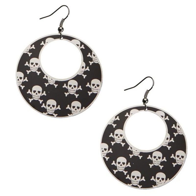 Hanging earrings pirate with skull motif