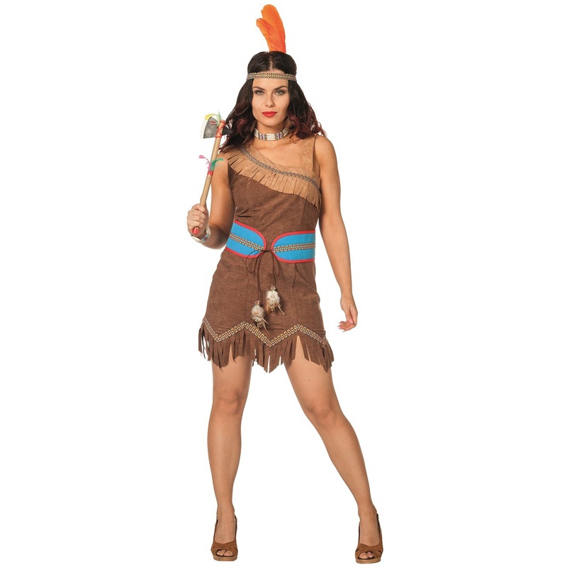 Indian woman bright sun costume 34