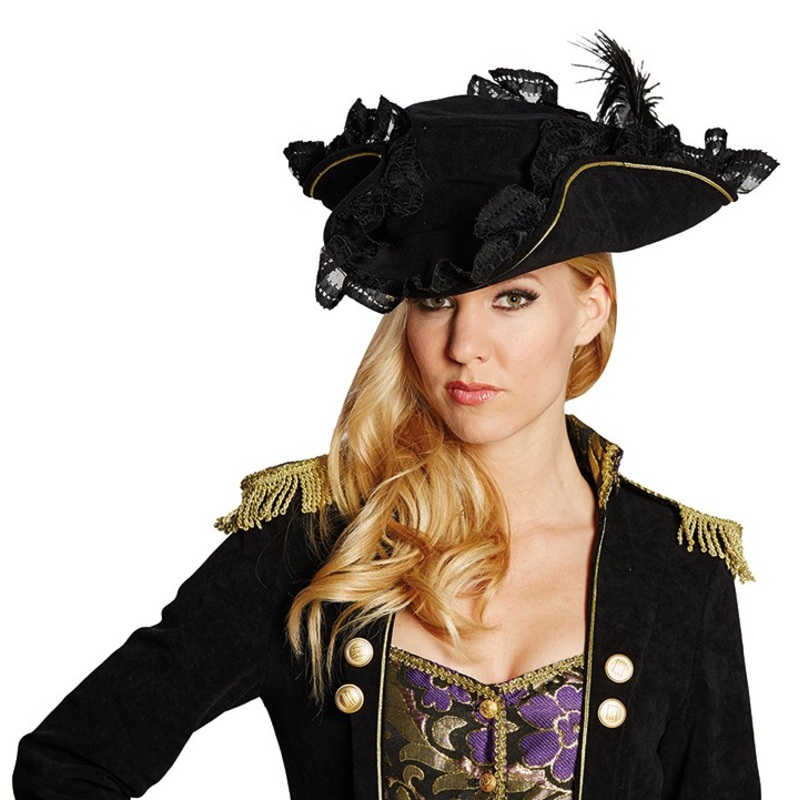 Noble tricorn hat