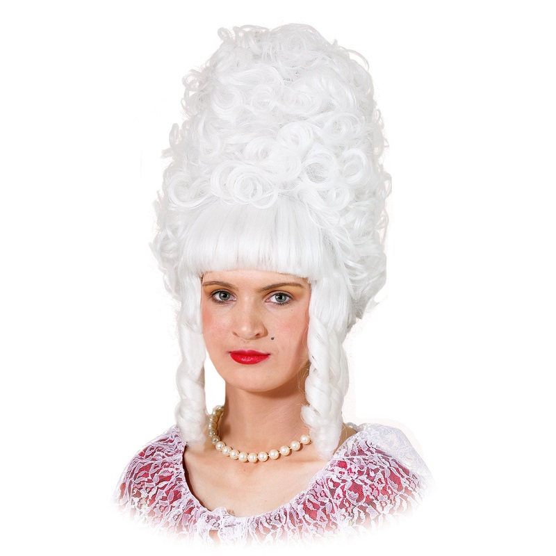 White pompous tower wig