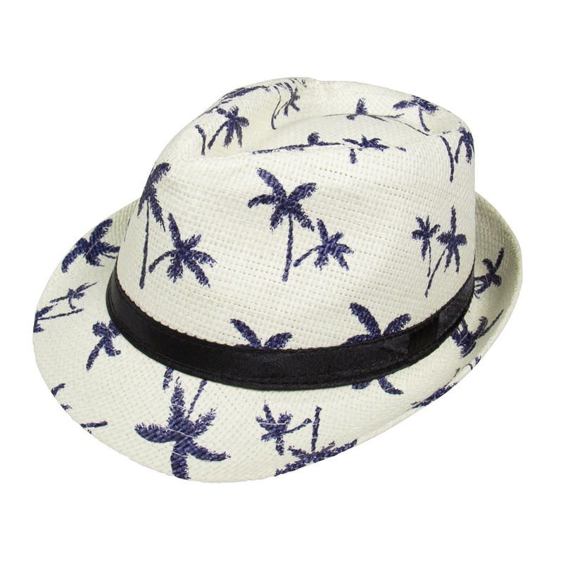 Palm summer hat in raffia look