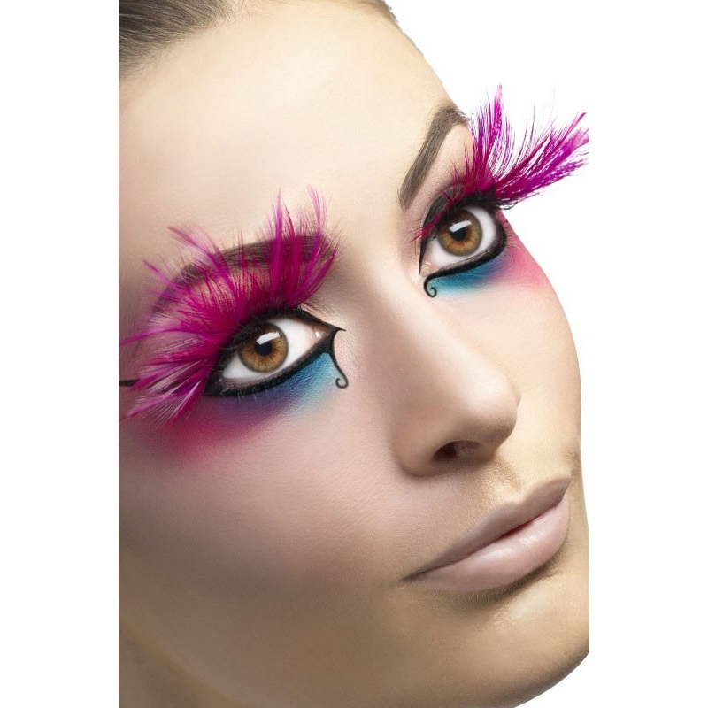 Feather eyelashes in pink