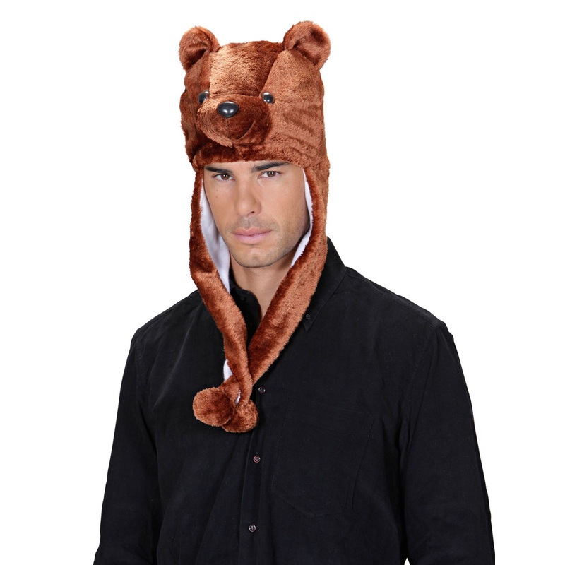 Cozy brown bear hat