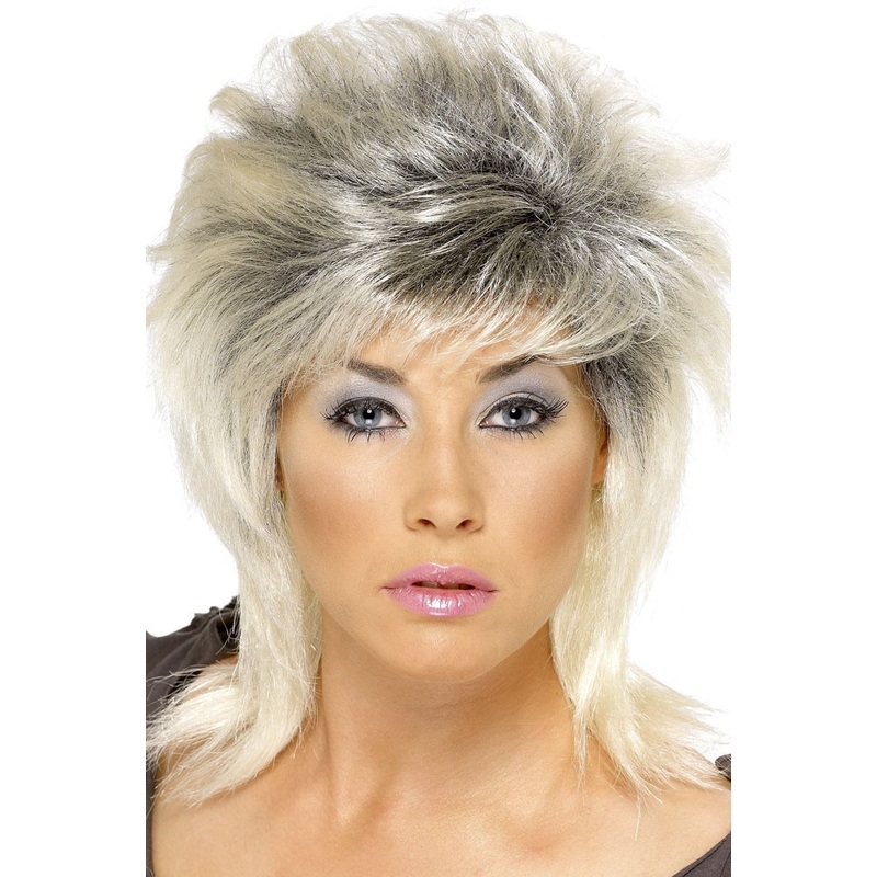Blonde pin up wig