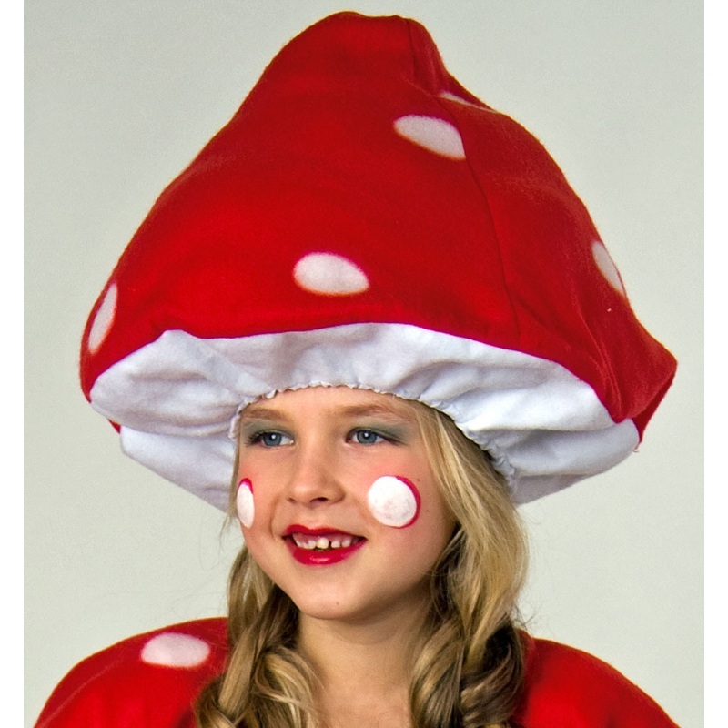 Red toadstool points child hat