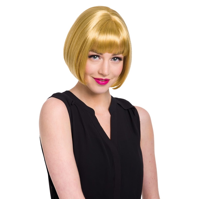 Victoria blond deluxe wig